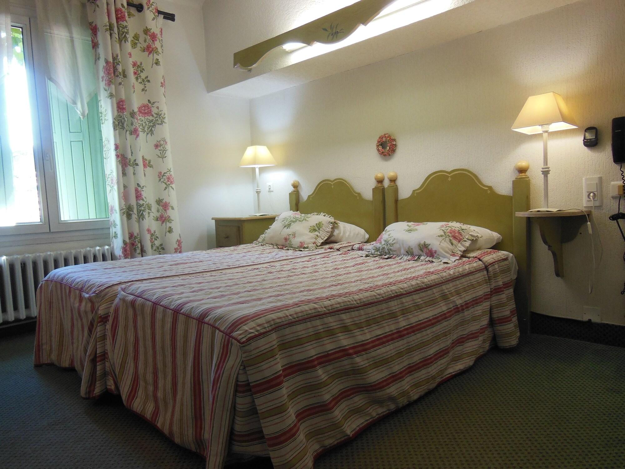 Logis Hotel Le Glacier Orange  Dış mekan fotoğraf