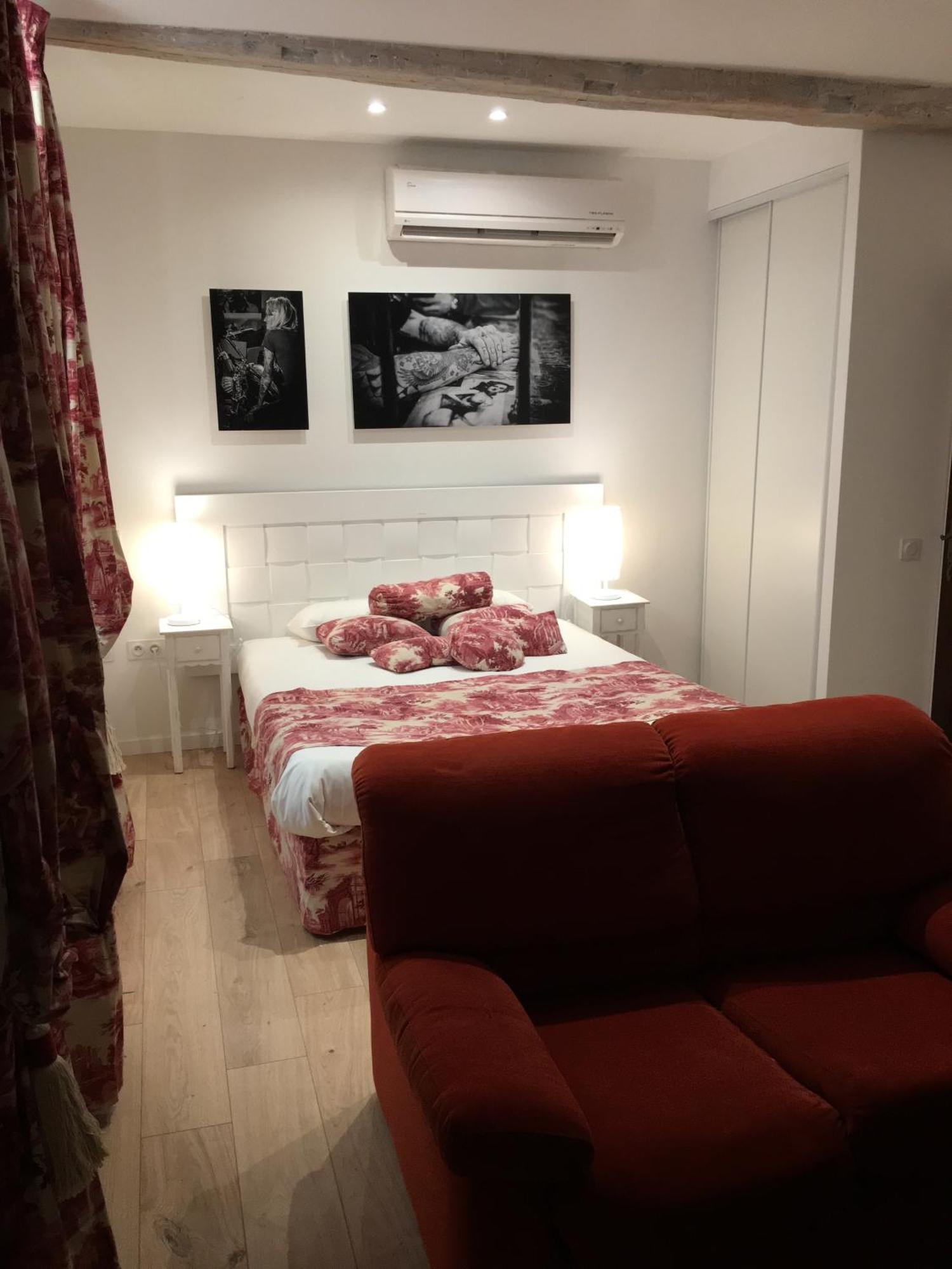 Logis Hotel Le Glacier Orange  Oda fotoğraf